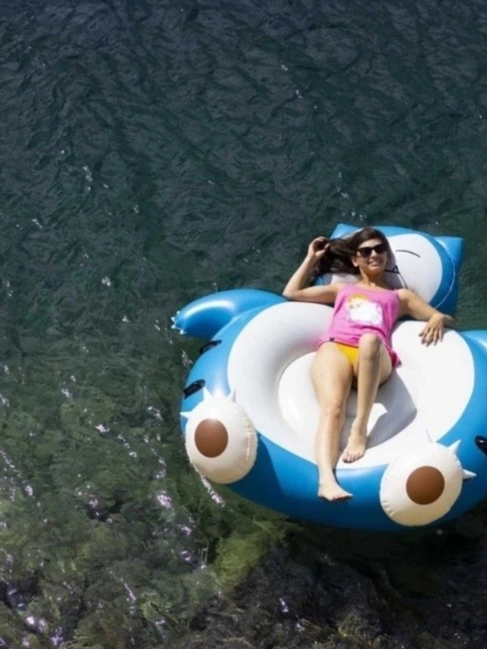 Pokémon Summer Days Pool Float: Snorlax (441 lb weight limit) - Picture 3 of 4
